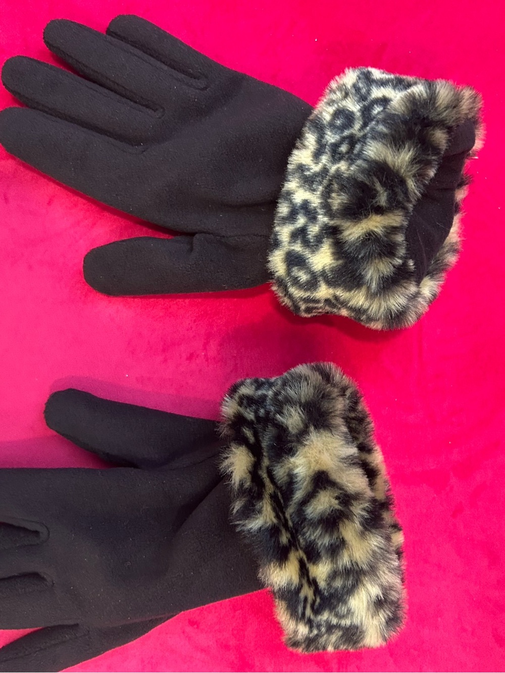 Black Gloves with Leopard Faux Fur Cuff - Women Accessories